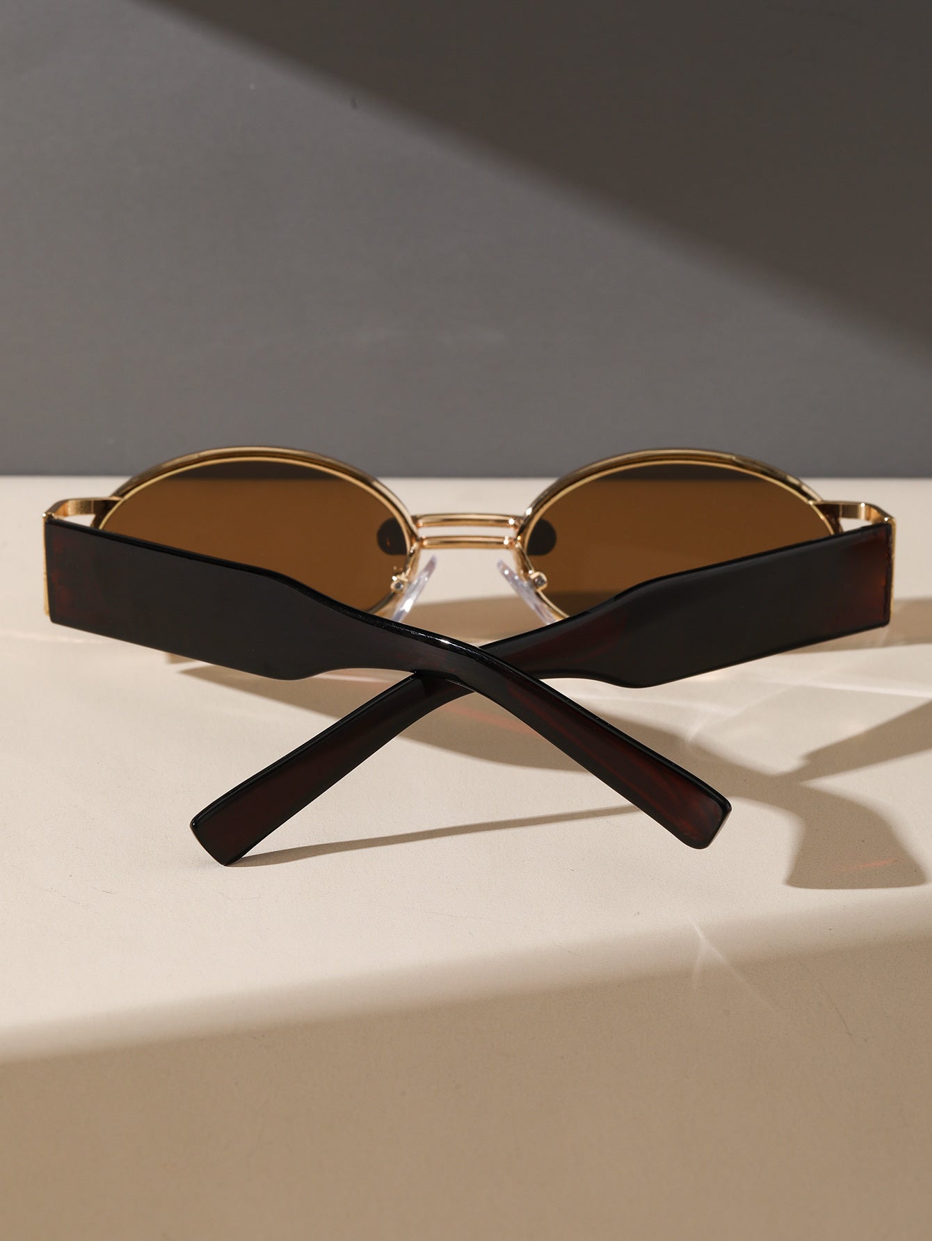 Sasso Oval Sunglasses