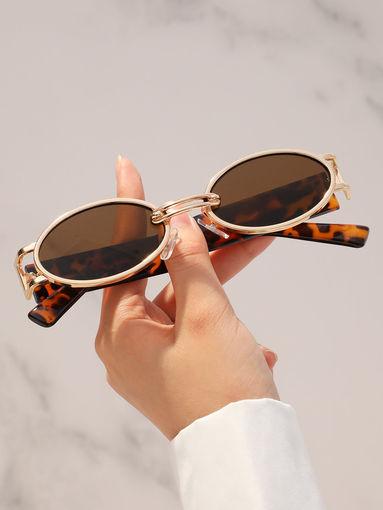 Sasso Oval Sunglasses